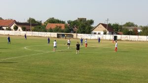 Почетни ударац